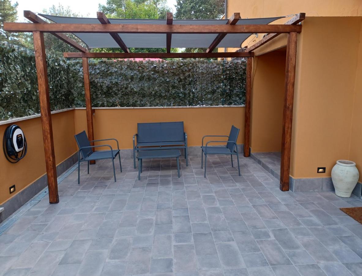 Appia Suite Apartament - Loft Con Giardino Rome Bagian luar foto